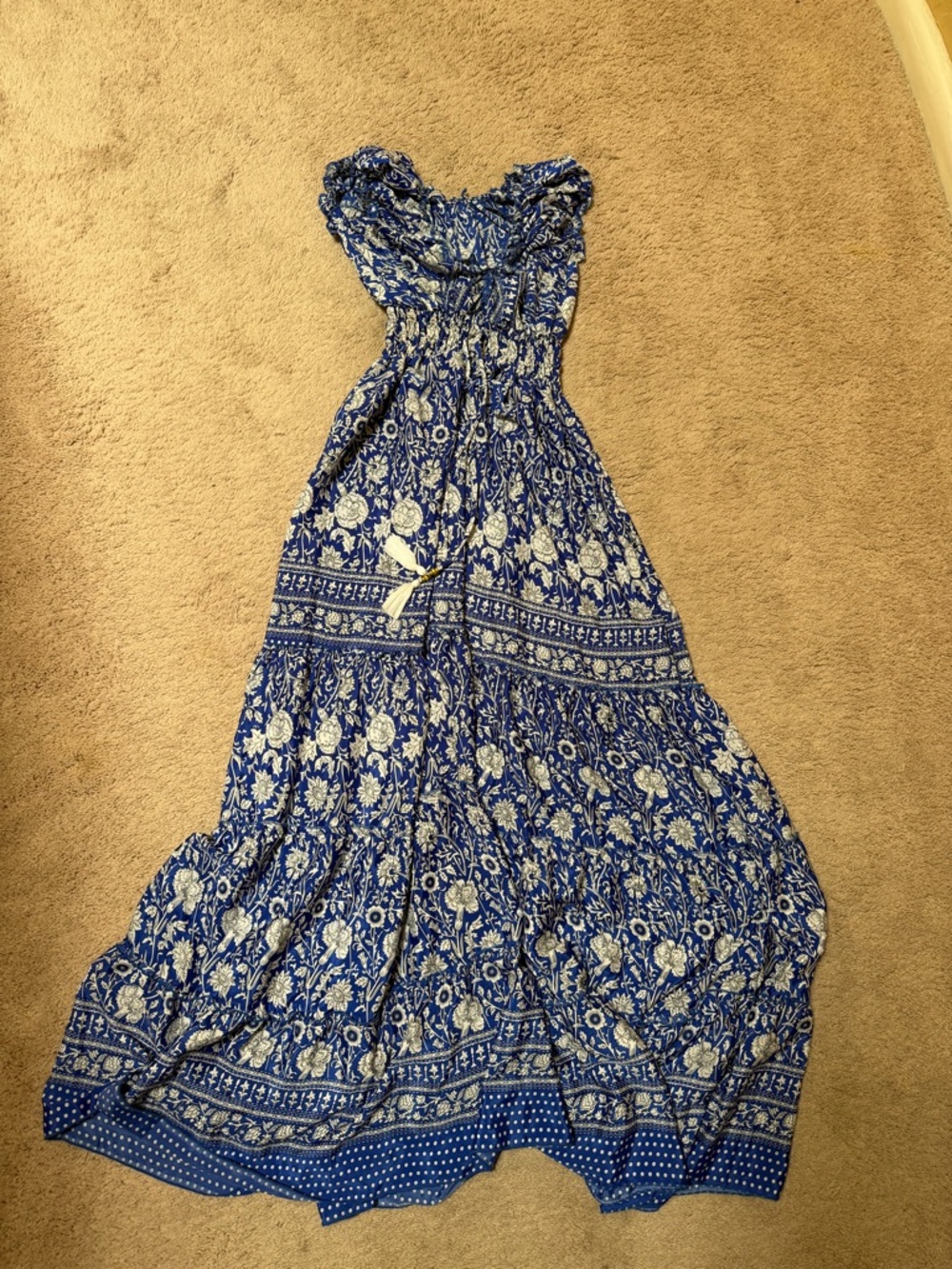 Blue White Floral Maxi Dress - Picture 2 of 3